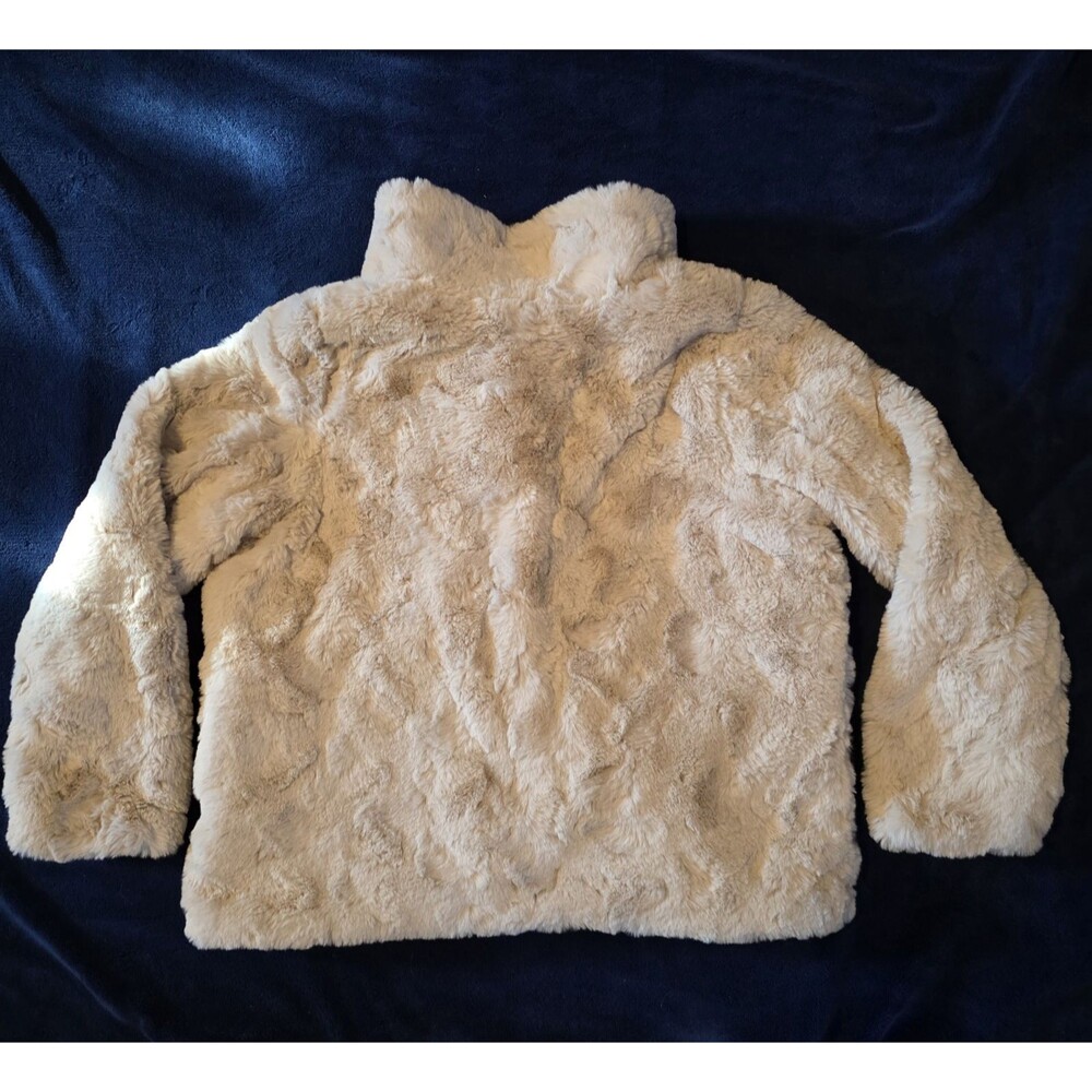 Faux Fur  Jacket Plush Soft Cozy Outerwear - JouJou - Picture 7 of 9